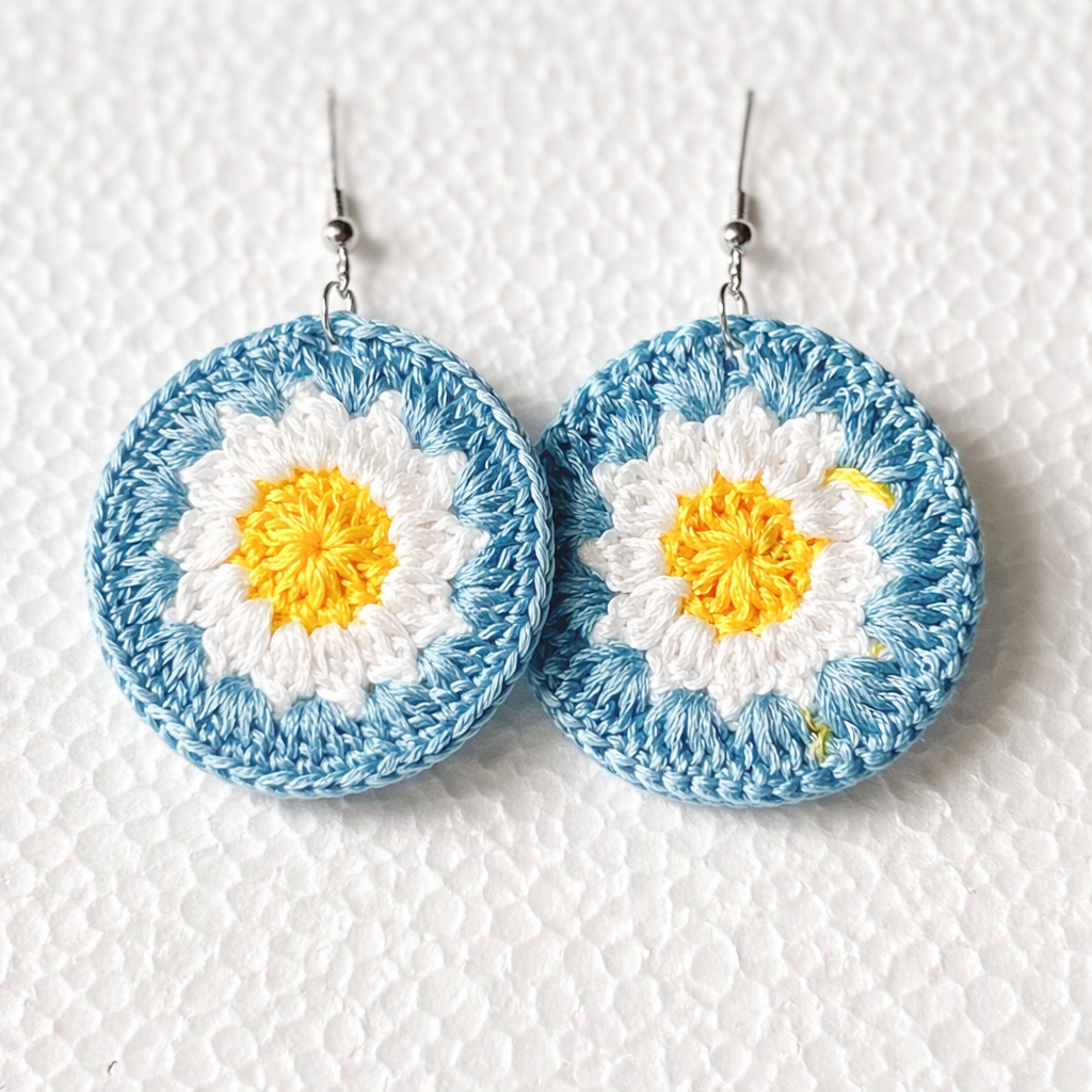 Daisy Crochet Earrings - blue,white&gold